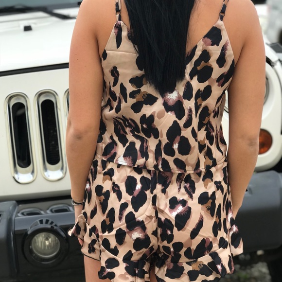 Silky Leopard Two Piece Set - Picture 3 of 3